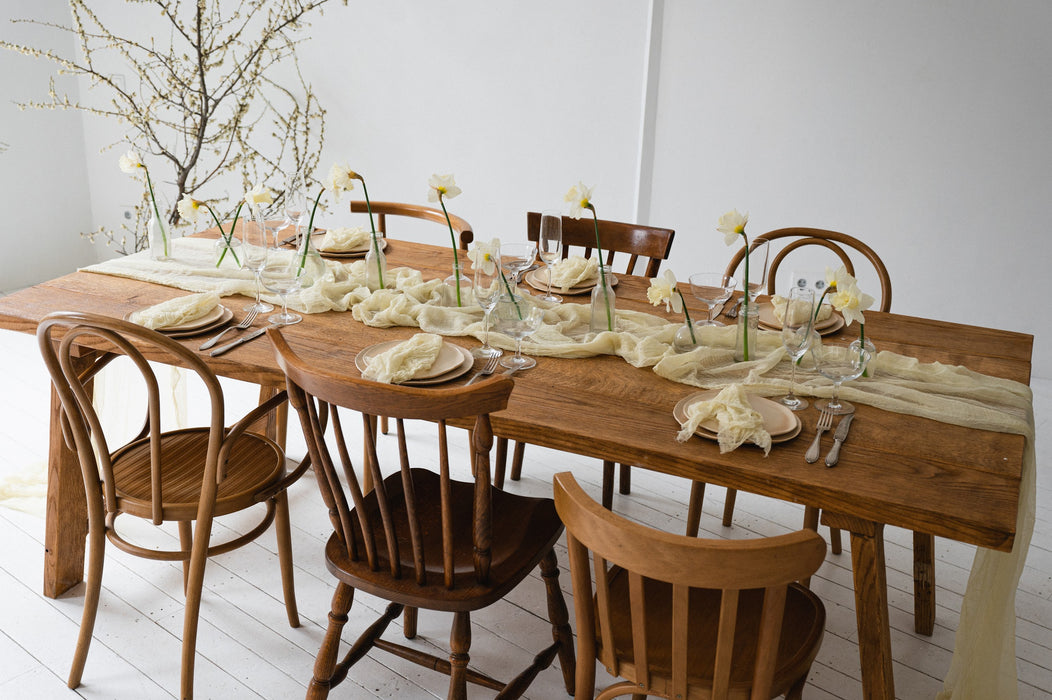 Gauze Table runner - Faded Lemon