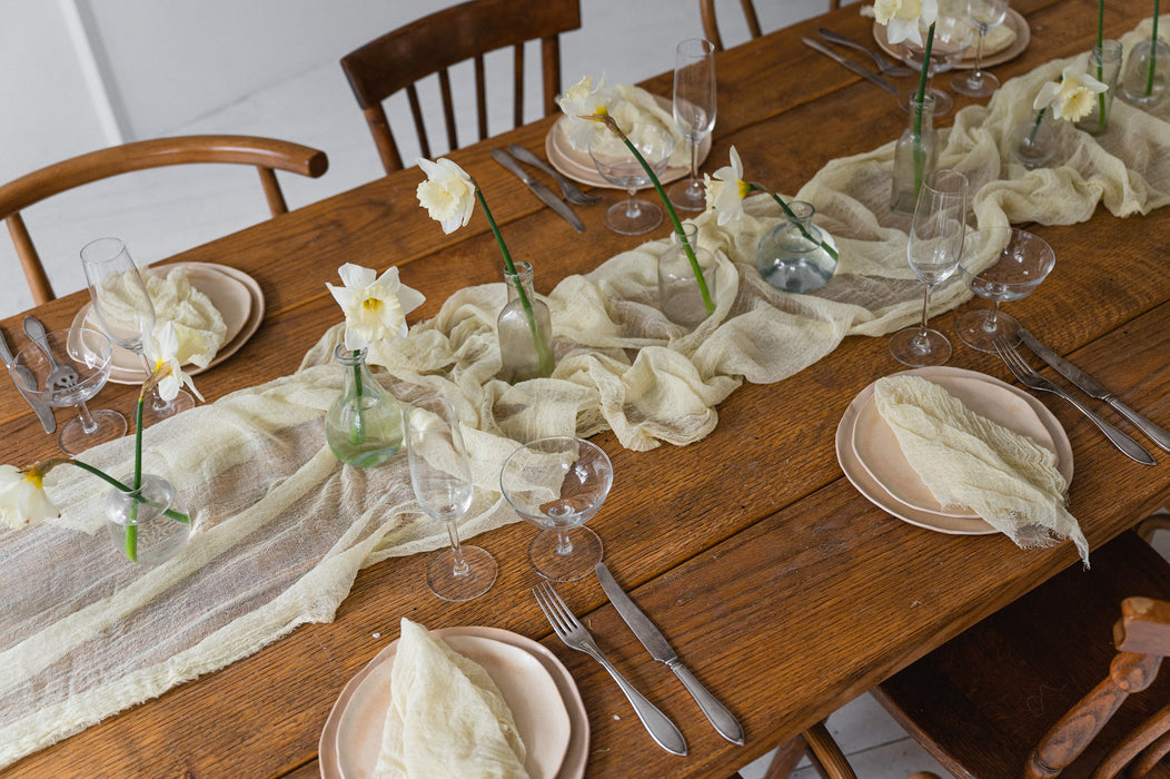 Gauze Table runner - Faded Lemon